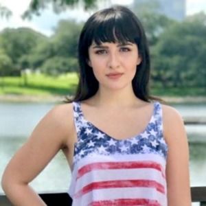 Meet your Posher, Nora